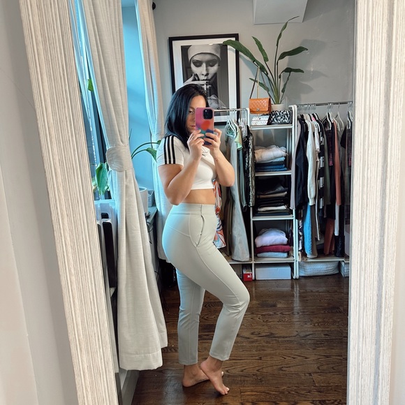 Aritzia The Group by Babaton Weekender Pant - Picture 2 of 10